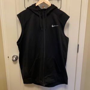 Men’s Nike dri-fit sleeveless hoodie. Size 2XL